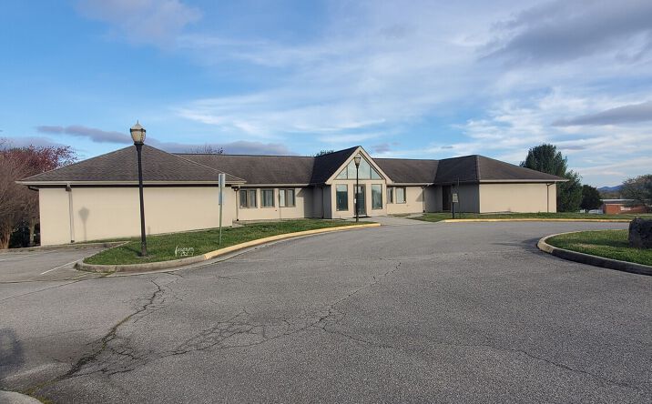 Pictures of Office property located at 7857 Enon Dr, Hollins, VA 24019 for sales - image #1