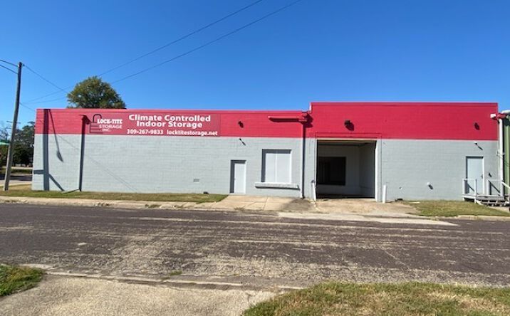 Pictures of Retail, Industrial, Self Storage property located at 215 Fayette Street & 309 Mechanic, Pekin, IL 61554 for sales - image #1