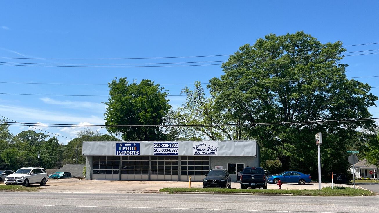 2118 Lurleen B Wallace Blvd, Northport, AL 35476