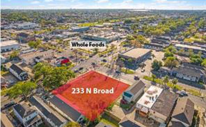 Pictures of Land property located at 233 N Broad St, New Orleans, LA 70119 for sales - image #1