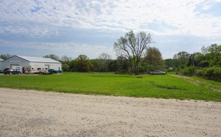 Pictures of Land, Mixed Use, Retail property located at 450 W Little Oaks Rd, Rolla, MO 65401 for sales - image #1