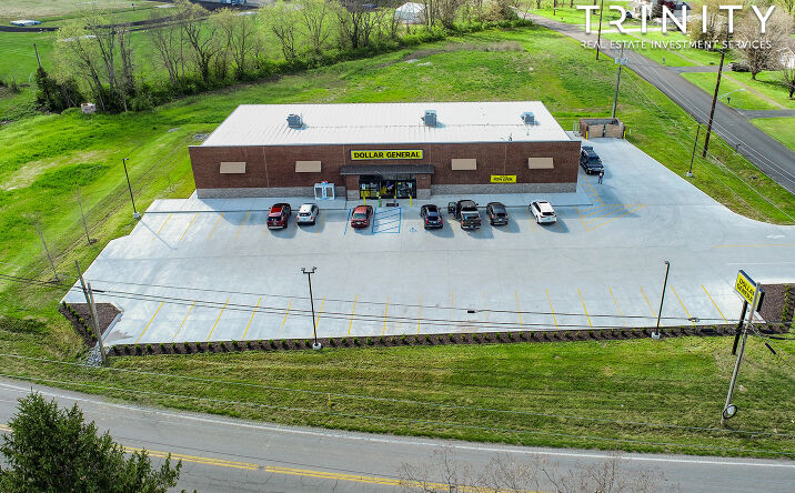 Pictures of Retail, Special Purpose property located at 699 E Lexington St, Harrodsburg, KY 40330 for comps - image #1