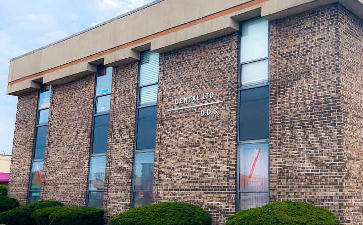 Pictures of Office property located at 47 W Dundee Rd, Wheeling, IL 60090 for sales - image #1