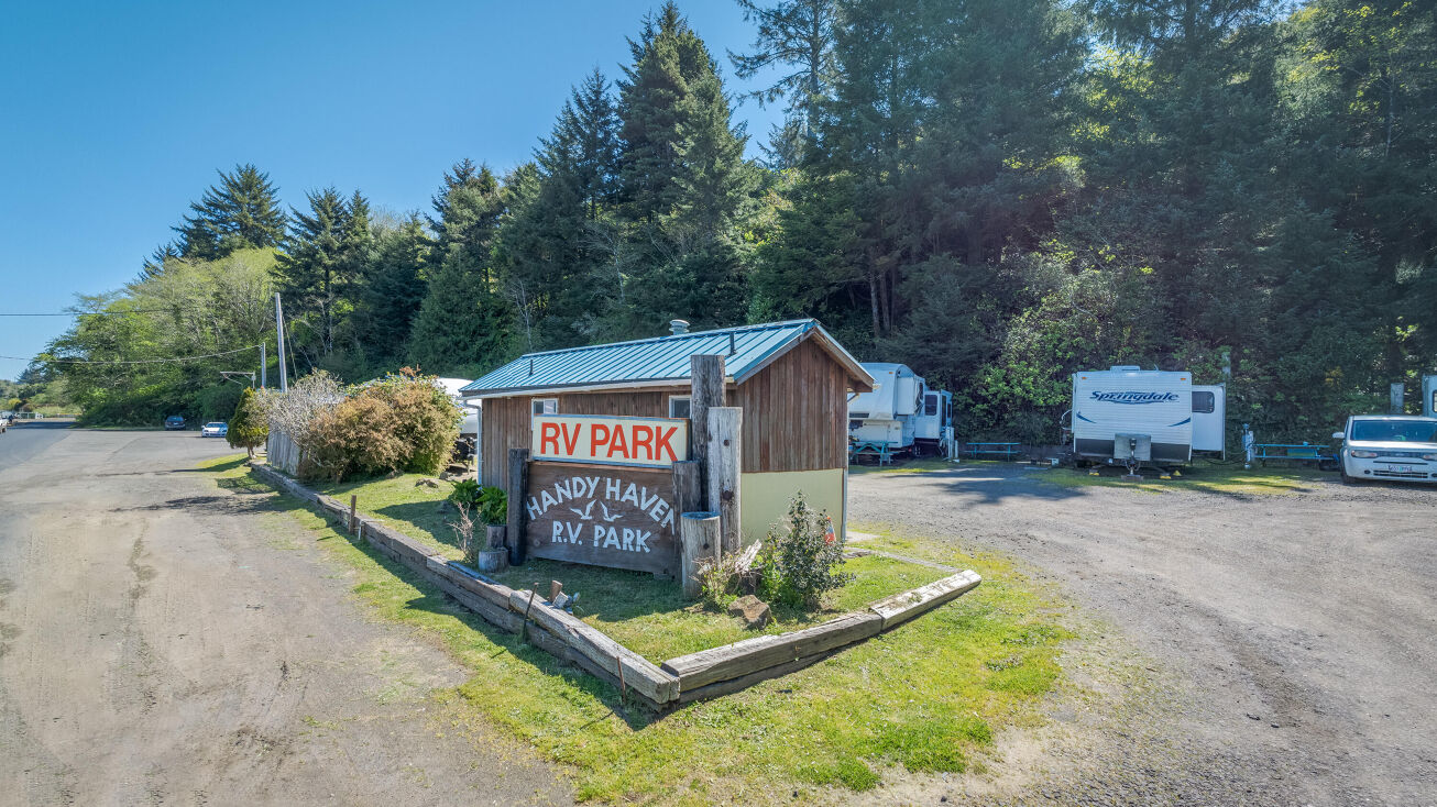 655 SW Starr Street, Waldport, OR 97394 | Crexi.com