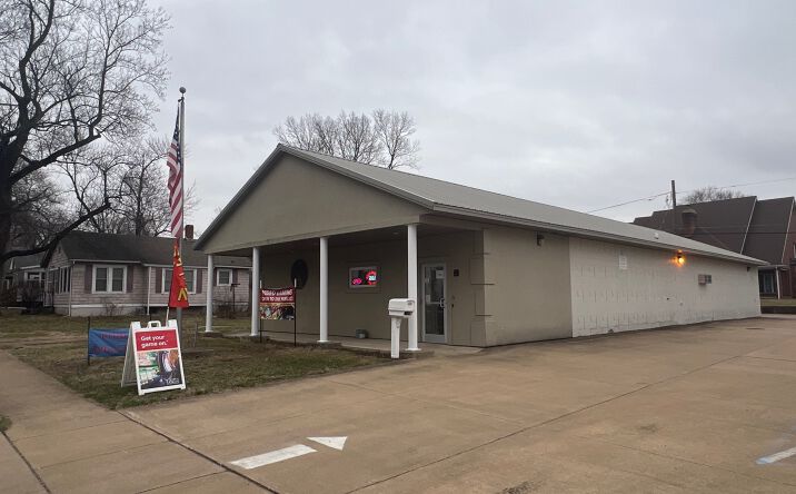 Pictures of Mixed Use, Retail property located at 320 Derby St, Pekin, IL 61554 for sales - image #1