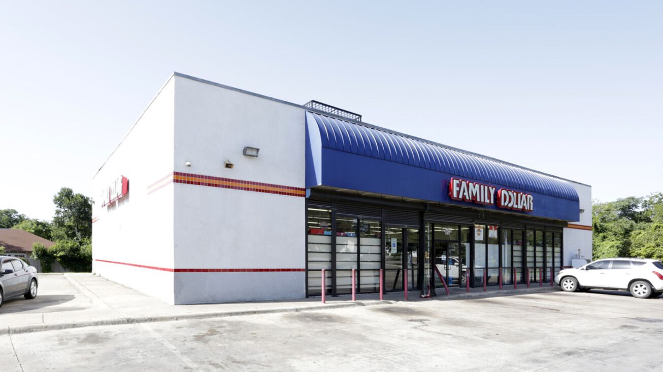 1928 E Ledbetter Dr, Dallas, TX 75216