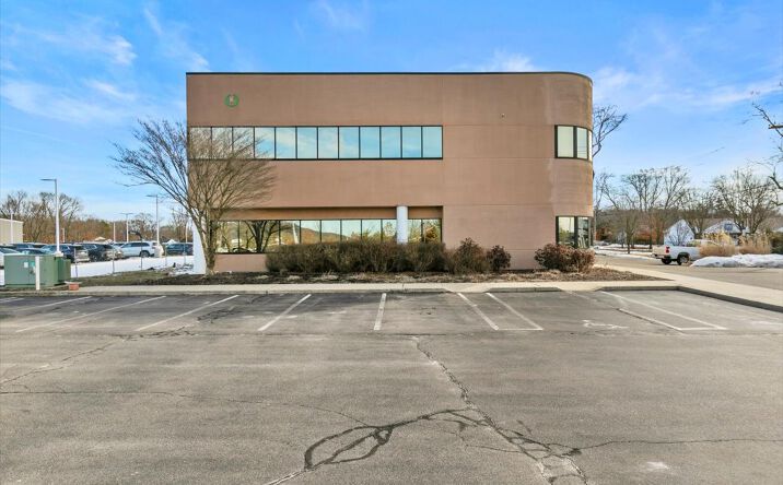 Pictures of Office property located at 556 Washington Ave, North Haven, CT 06473 for sales - image #1