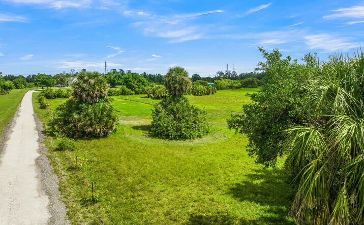Pictures of Land property located at 1520 S River Rd, Englewood, FL 34223 for sales - image #1