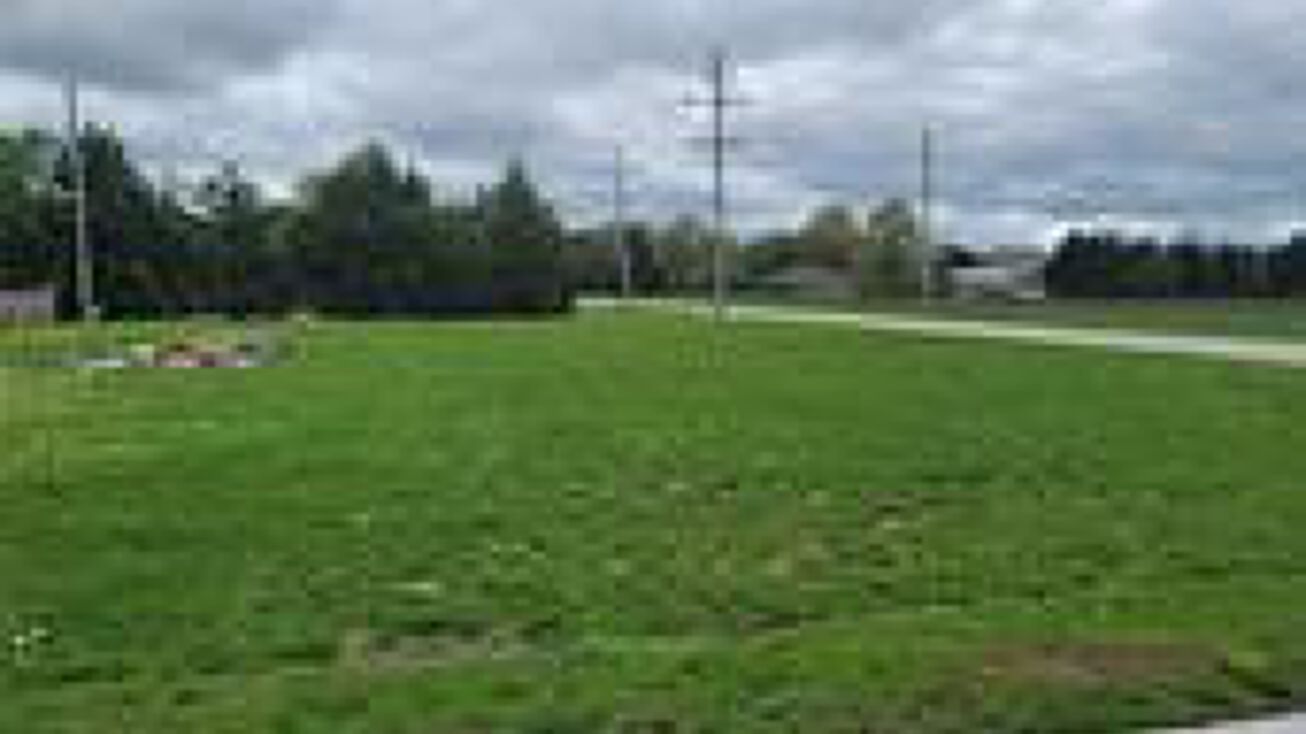 711 Heather Knoll Drive, Edgerton, KS 66021