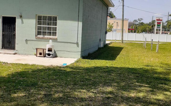 Pictures of Business for Sale, Retail property located at 3906 EMERSON Street, Jacksonville, FL 32207 for sales - image #1