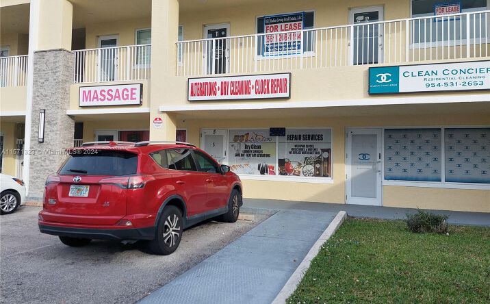 Pictures of Business for Sale, Office, Retail property located at 5130 N Federal Hwy, Fort Lauderdale, FL 33308 for sales - image #1