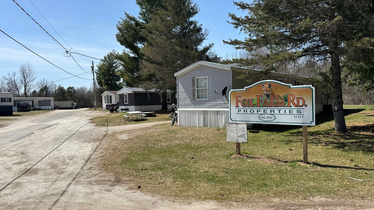 Pictures of Mobile Home Park property located at 37 Fox Farm Rd, Gouverneur, NY 13642 for sales - image #1