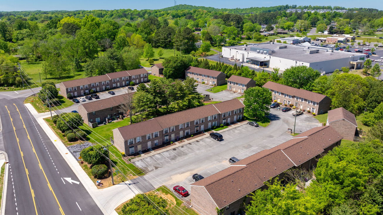 900 Stratford Cir NW, Cleveland, TN 37312