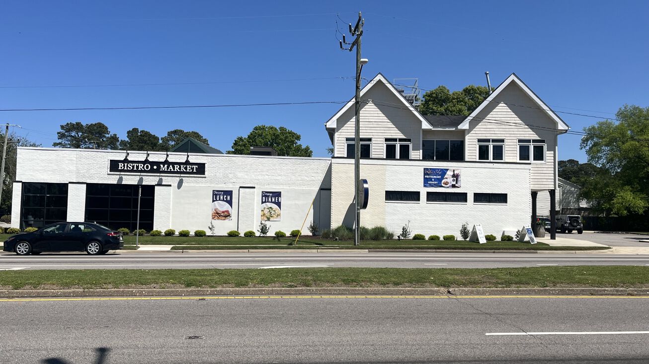 Pictures of Mixed Use, Retail property located at 6464 Hampton Blvd, Norfolk, VA 23508 for sales - image #1