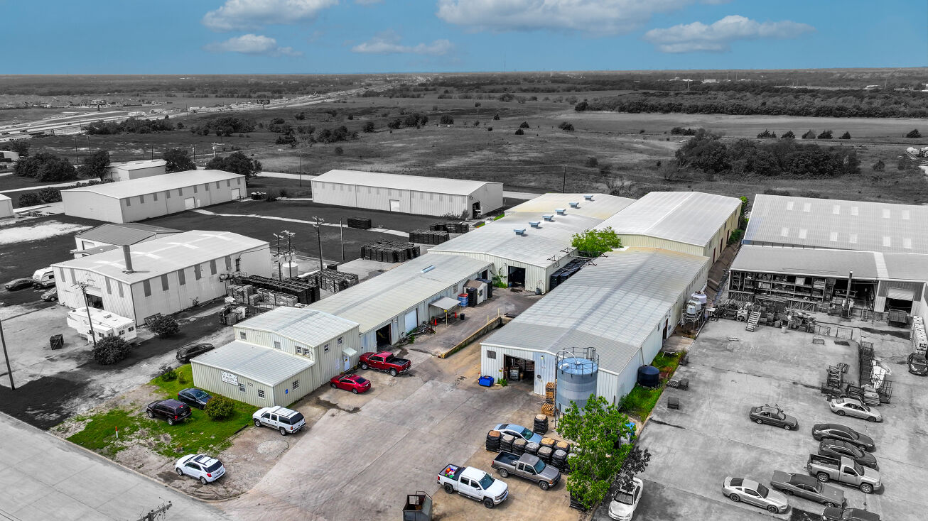 1121 Industrial Dr, Royse City, TX 75189