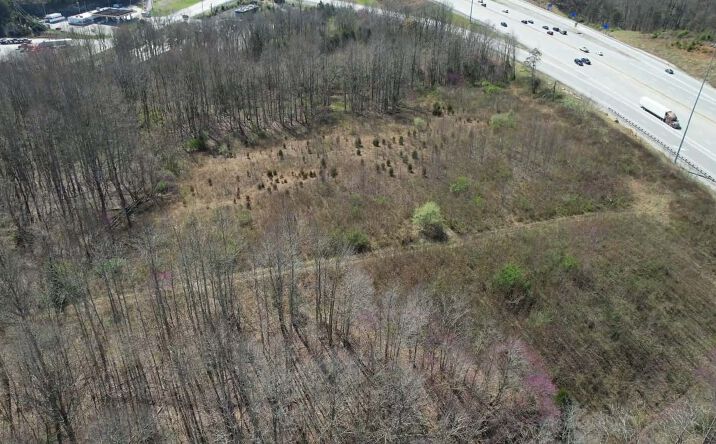 Pictures of Land property located at 23 +/- Acres Along I-75, Mount Vernon, KY 40456 for sales - image #1