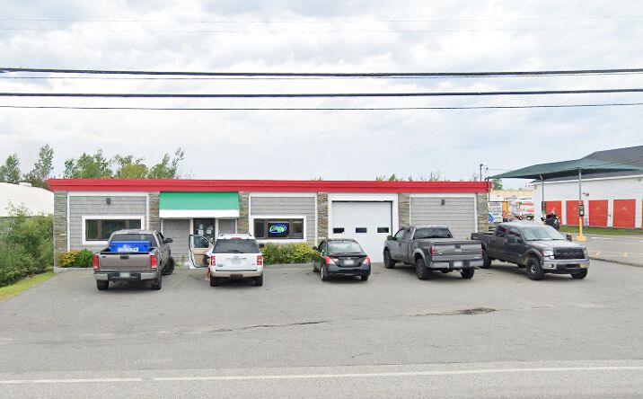 Pictures of Retail property located at 431 Odlin Rd, Bangor, ME 04401 for comps - image #1
