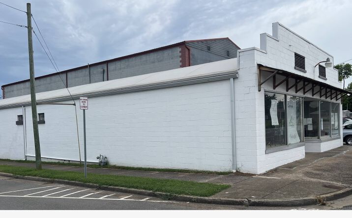 Pictures of Mixed Use property located at 241 W Eastland St., Gallatin, TN 37066 for sales - image #1