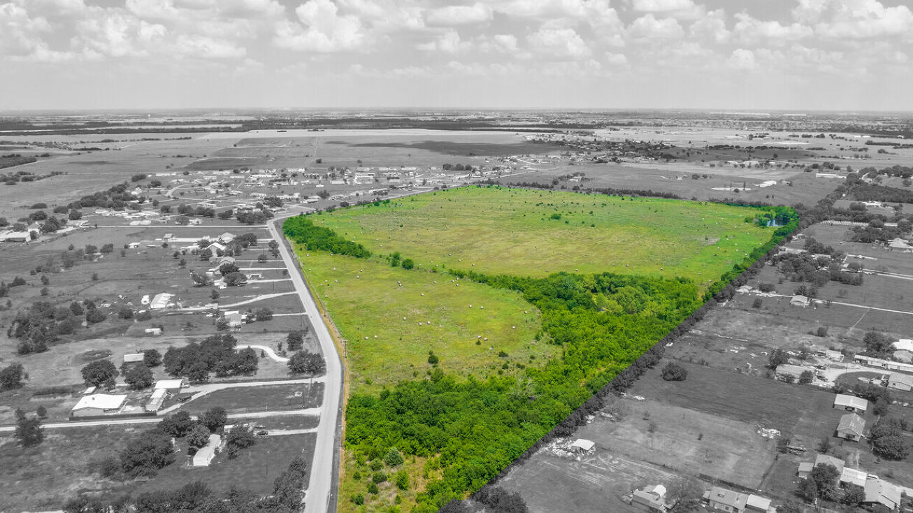 888 Stitzle Rd, Crandall, TX 75114