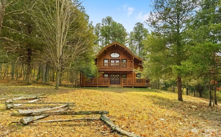 Pictures of Hospitality property located at 3134 E Van Buren, Eureka Springs, AR 72632 for sales - image #1