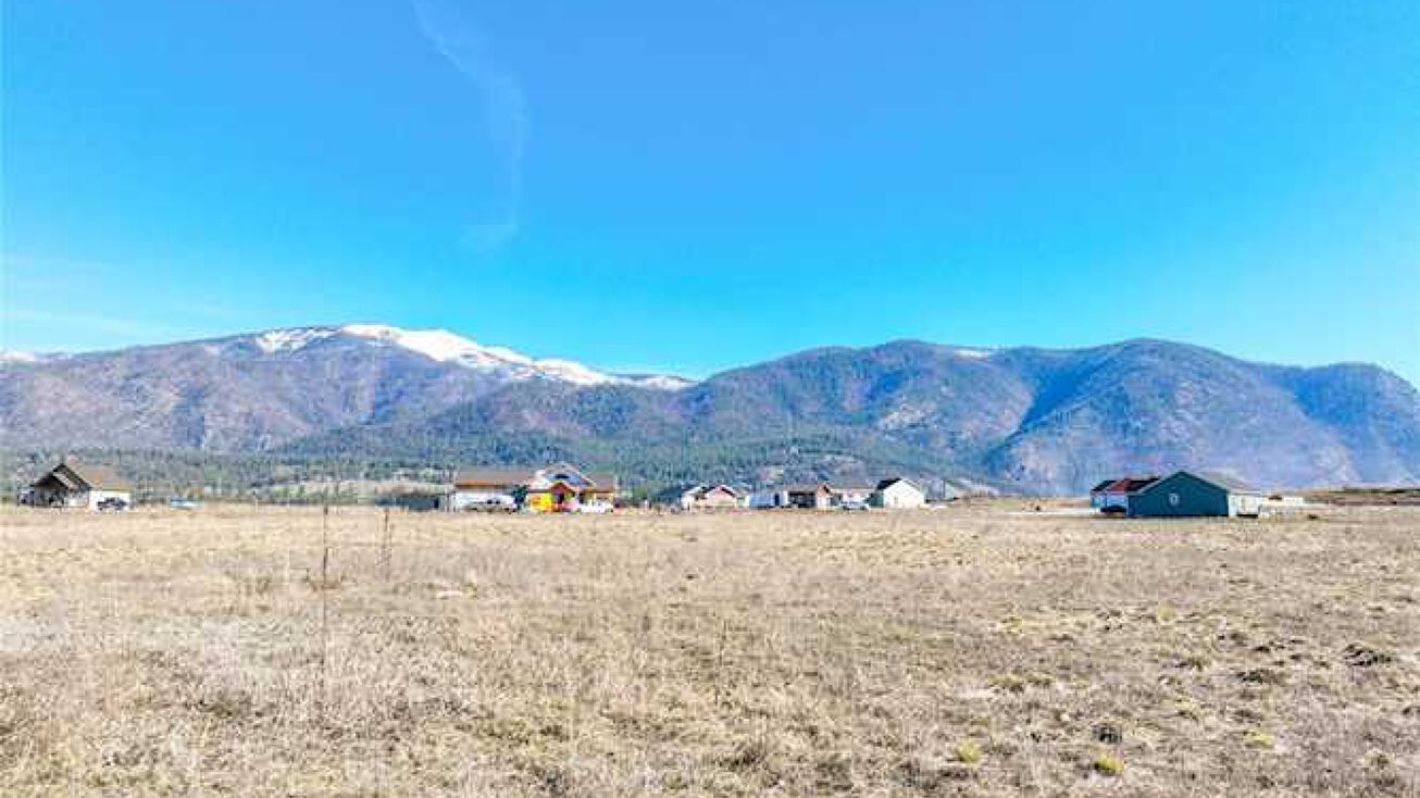 31 Moccasin Ln, Thompson Falls, MT 59873 | Crexi.com