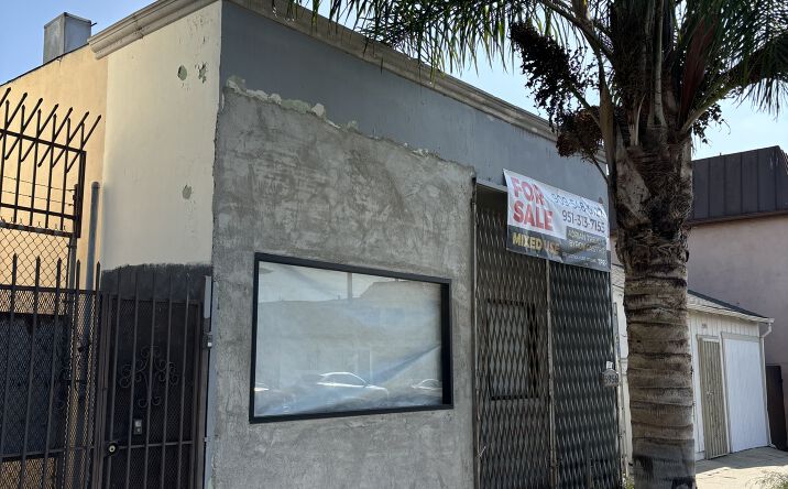 Pictures of Retail property located at 5956 West Blvd, Los Angeles, CA 90043 for sales - image #1