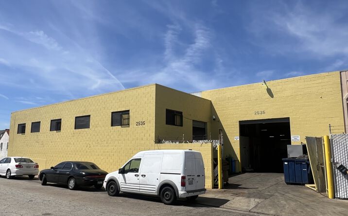 Pictures of Industrial property located at 2527 E 54th St, Huntington Park, CA 90255 for sales - image #1