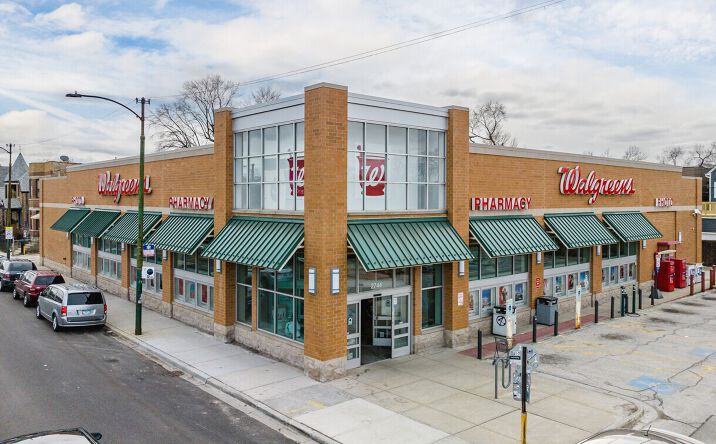 Pictures of Retail property located at 2744 N California Ave, Chicago, IL 60647 for sales - image #1