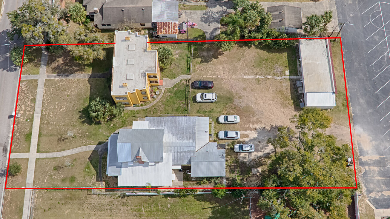 426 Citrus Ave, Eustis, FL 32726