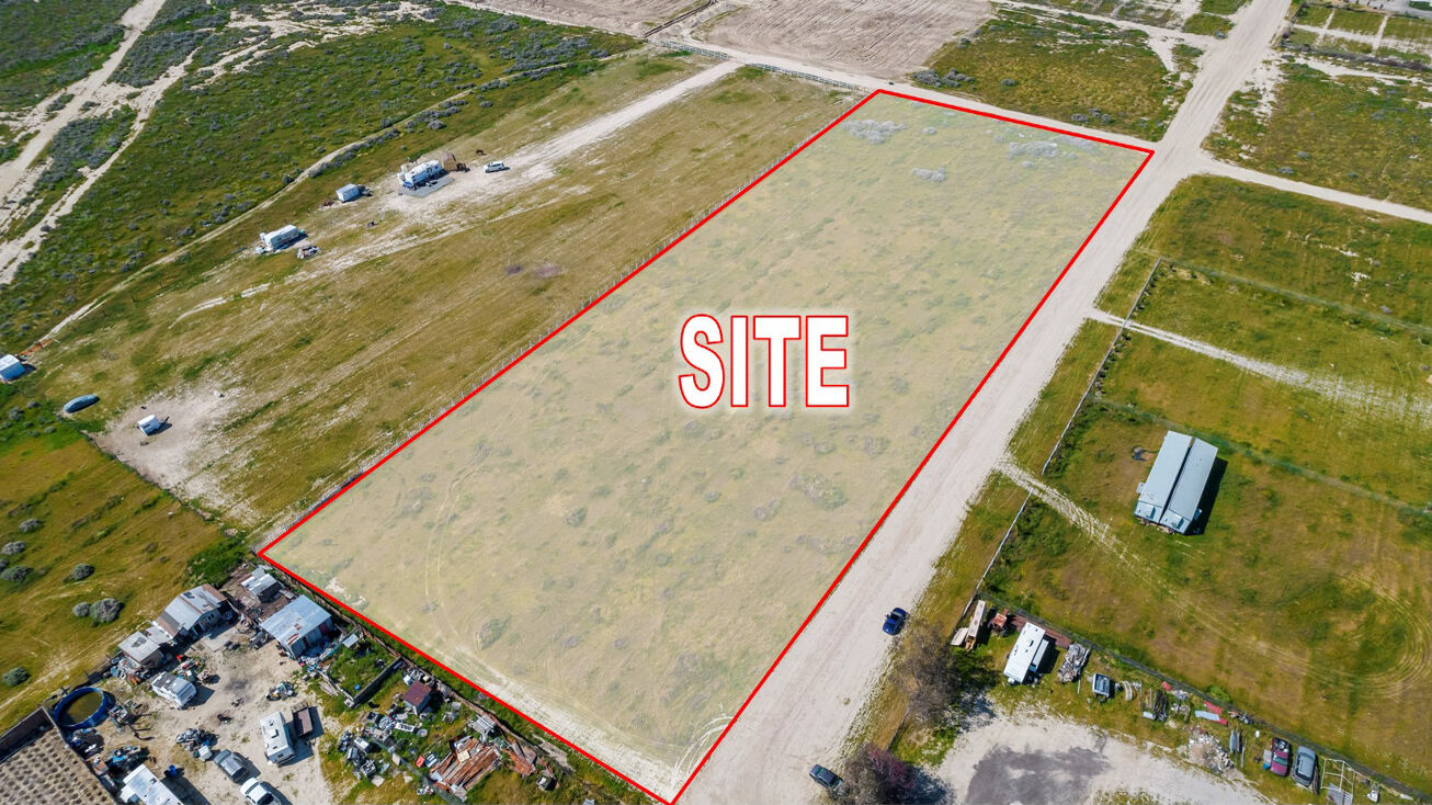 28145 Mustang Ave, Taft, CA 93268