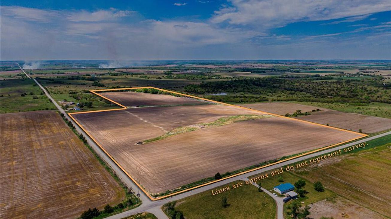 00000 W 700 Road, Blue Mound, KS 66010