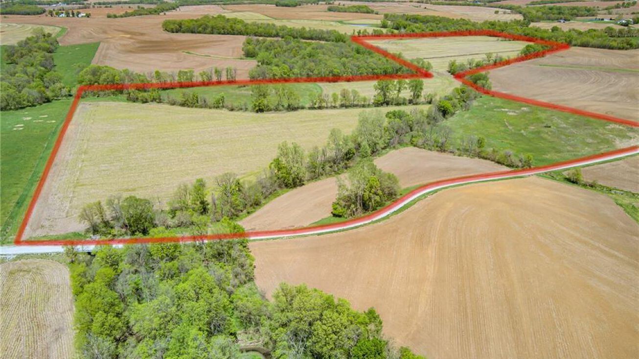 Neale Road, Higginsville, MO 64037