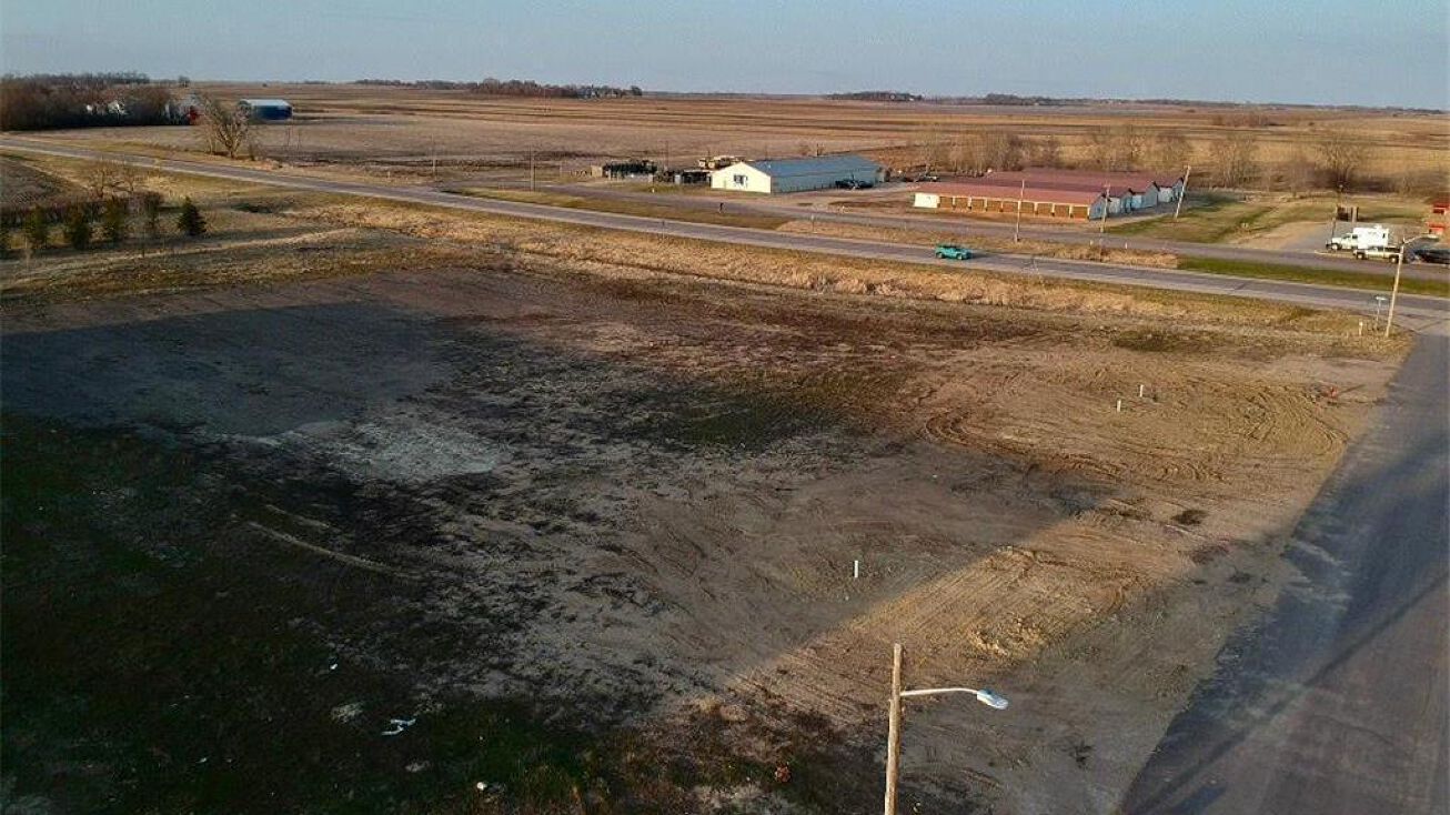 SL2 Maple Ave, Ortonville, MN 56278