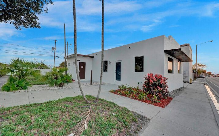 Pictures of Retail property located at 5232 Pembroke Rd, West Park, FL 33021 for sales - image #1