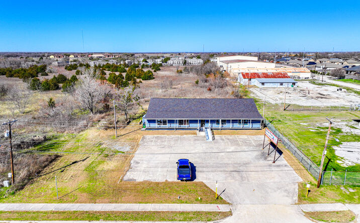 Pictures of Industrial property located at 5108 Lee St, Greenville, TX 75401 for sales - image #1