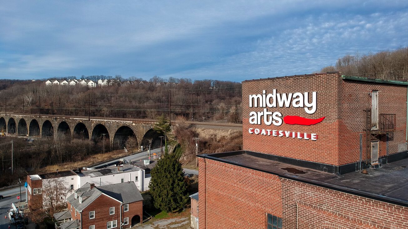 139 E Chestnut St, Coatesville, PA 19320