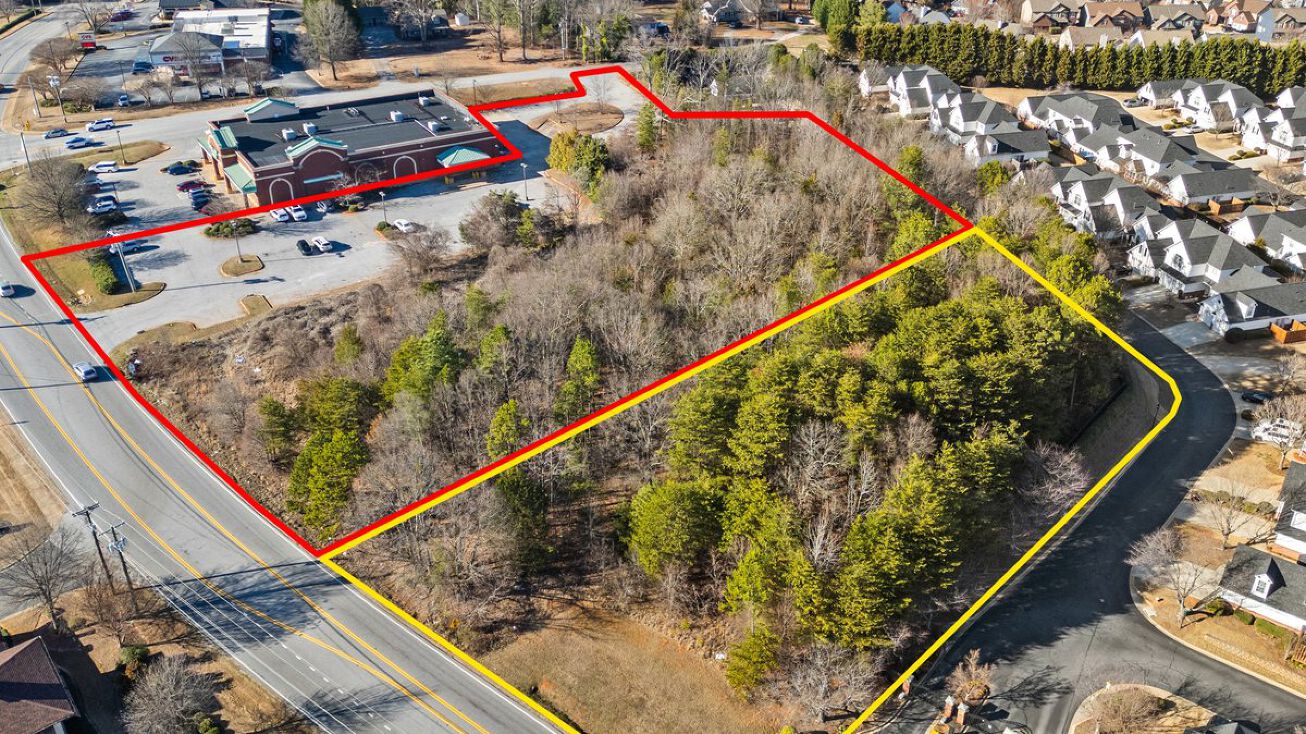 S Batesville Rd, Greer, SC 29650