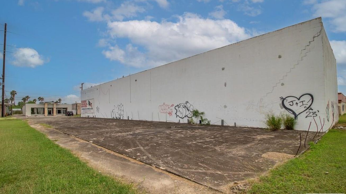 1642 PRICE RD., BROWNSVILLE, TX 78520