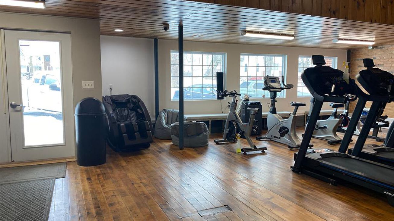 6069 Fulton Street, Mayville, MI 48744