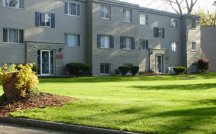 Pictures of Multifamily property located at 8305 Buffalo Ave, Niagara Falls, NY 14304 for sales - image #1