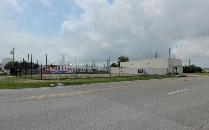 Pictures of Industrial property located at 415 Texas Ave, Texas City, TX 77590 for sales - image #1