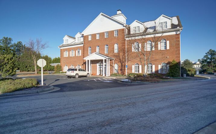 Pictures of Office property located at 100 Colony Park Dr, Cumming, GA 30040 for sales - image #1