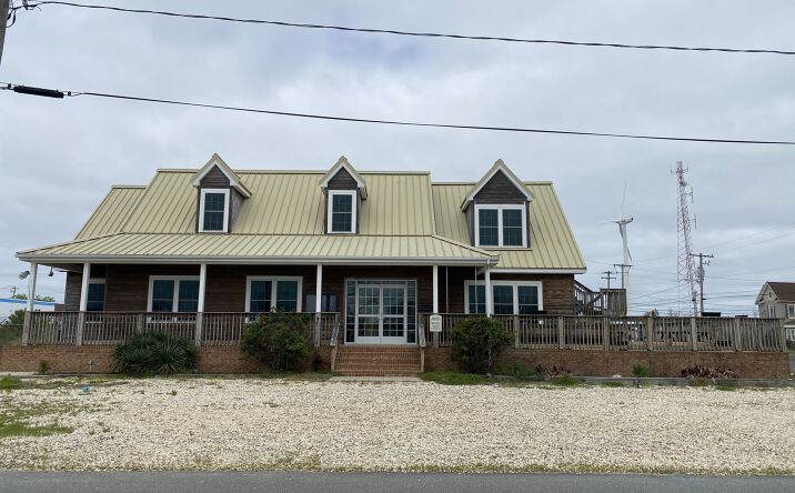 Pictures of Retail property located at 712 Broadway Avenue, Crisfield, MD 21817 for sales - image #1