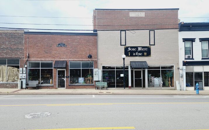 Pictures of Retail property located at 5241 & 5243 S Main St, Eminence, KY 40019 for sales - image #1
