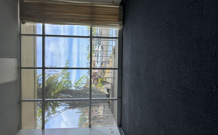 Pictures of Industrial property located at 101 HILO LAGOON CENTRE 128 & 129, Hilo, HI 96720 for sales - image #1