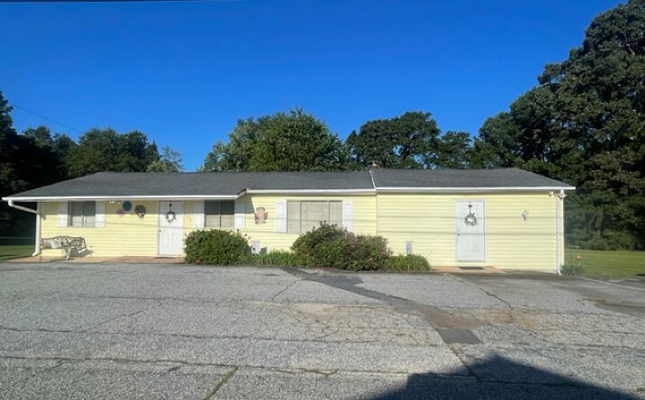Pictures of Retail, Special Purpose property located at 140 Schoolyard Rd, Boiling Springs, SC 29316 for sales - image #1