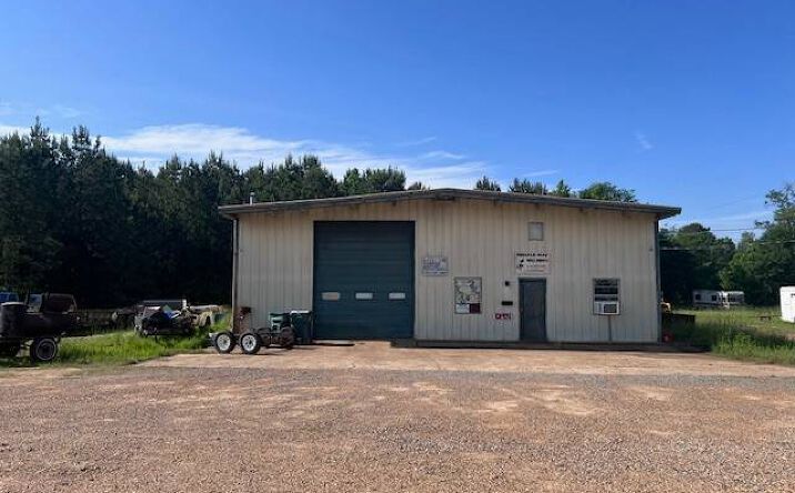 Pictures of Office property located at 311 Whitehead Dr, Magnolia, AR 71753 for sales - image #1