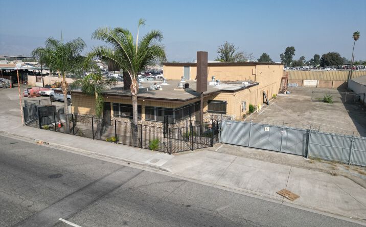 Pictures of Retail property located at 651 N Waterman Ave, San Bernardino, CA 92410 for sales - image #1