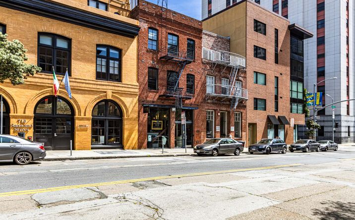 image of property at 706 SANSOME ST San Francisco CA 94111-1730