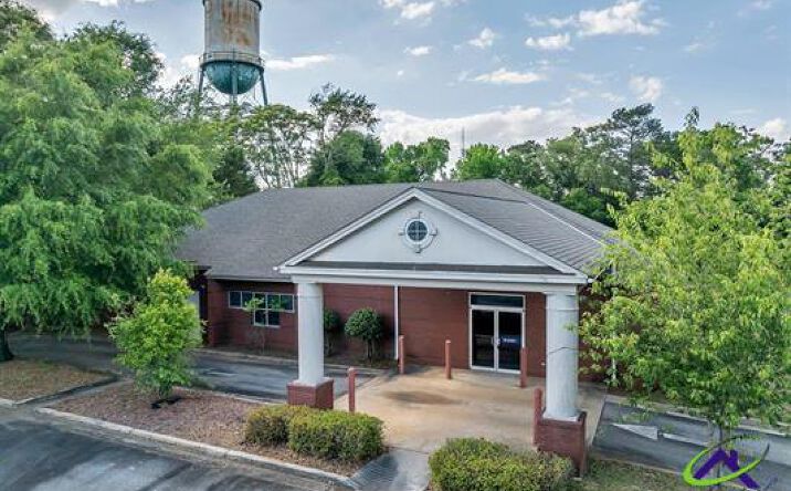 Pictures of Office property located at 114 De Vaughn Ave, Montezuma, GA 31063 for sales - image #1